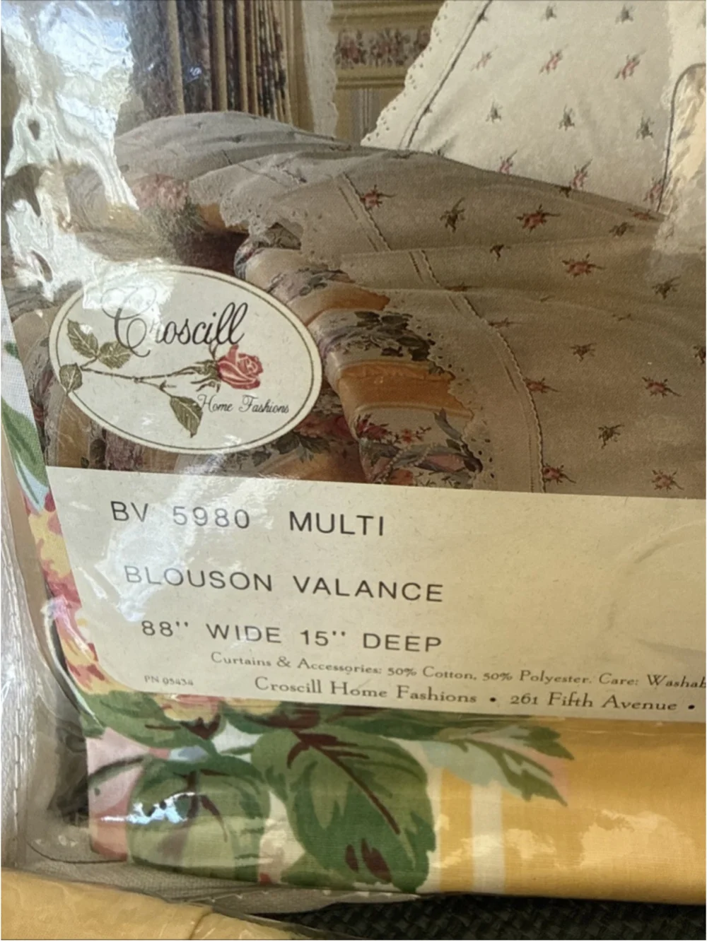 Croscill Princess Yellow Floral Blouson Valance 2 Valances 88x15 Style 5980 New